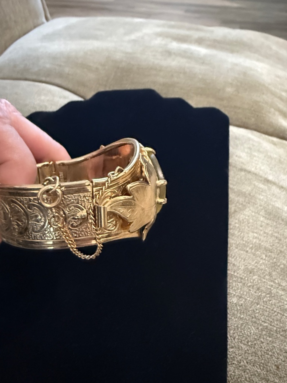 Vintage Sarah Coventry Gold Tone Statement Cuff Bracelet | Large Faceted Stone - Picture 4 of 7